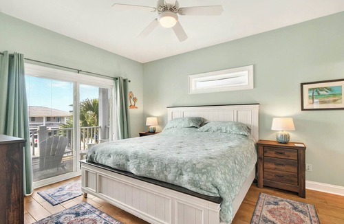 Ocean Isle Beach House | Barefoot on the Beach
