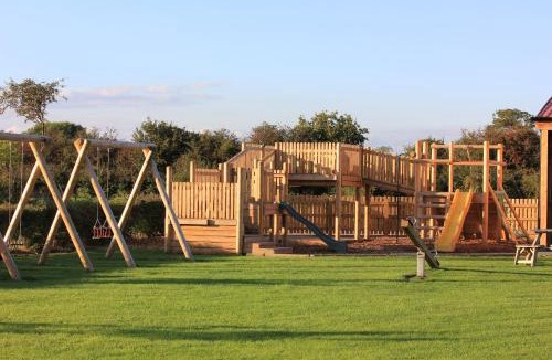 Pickering Cabin | Barker Stakes Farm