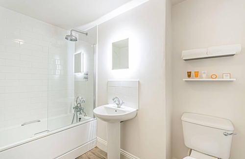 Cadnam Hotel | Bartley Lodge Hotel