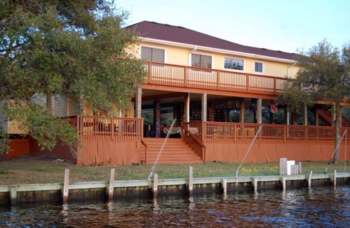 Carova Beach House | Bayfront home in peaceful & beautiful Carova