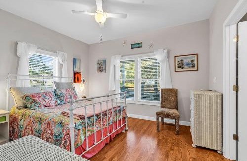 Supply House | Bayside Manor near Holden Beach
