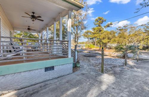 Supply House | Bayside Manor near Holden Beach