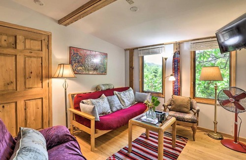 Marshall Apartment | BBQ Deck and Views Sweet Suite in Leicester