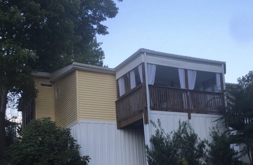 New London Resort | Be Lost in Lake Life at Badin Shores