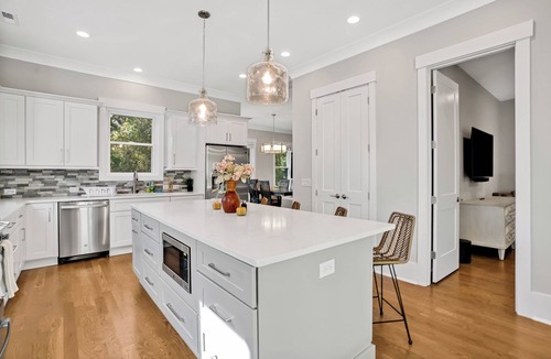 Tranquil Harbour House | Beach Better Have My Money! Clean "Ocean Close" Getaway! 5BR, Pool & EV Charger!
