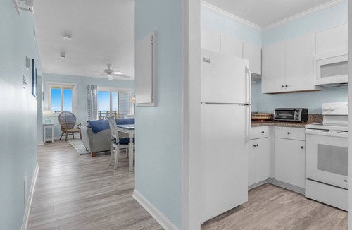 Caswell Beach Condo | Beach Birds: Oceanfront Condo with Excellent Views