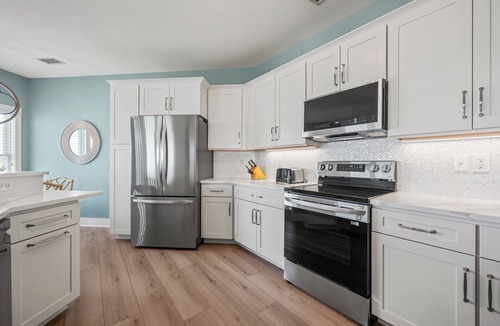 Corolla Condo | Beach Boddie: Top Floor Condo, Golf Membership, Community Pool Access