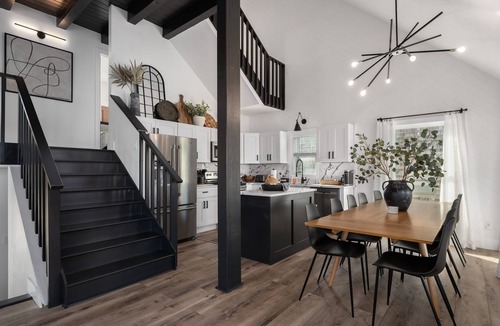 Colington House | Beach House! Semi-Ocean Front, Free Heated Pool, Hot Tub, Fully Renovated!