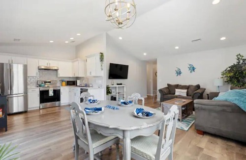 Myrtle Grove House | Beach House Vacation