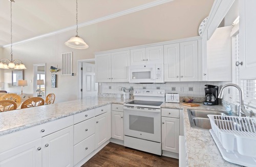 Holden Beach House | "Beach Nuts" 5 Bedroom, 3 Bathroom Oceanfront home.