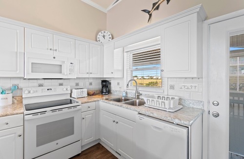 Holden Beach House | "Beach Nuts" 5 Bedroom, 3 Bathroom Oceanfront home.