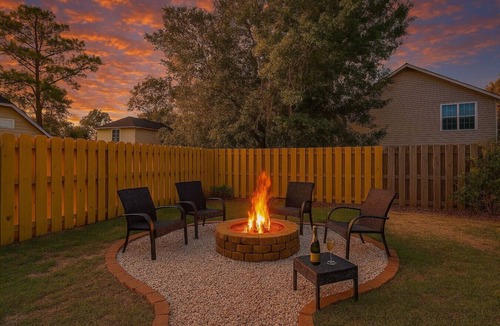 St. James House | Beach Retreat | Grill, Porch, 1mi to Shoreline