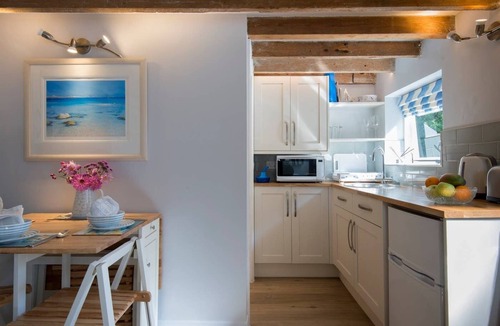 Hunston Cottage | Beach themed Annexe close to Chichester, West Wittering beach and Goodwood