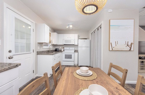 Colington Apartment | Beach Twin A | Clean & Cute | Hot tub
