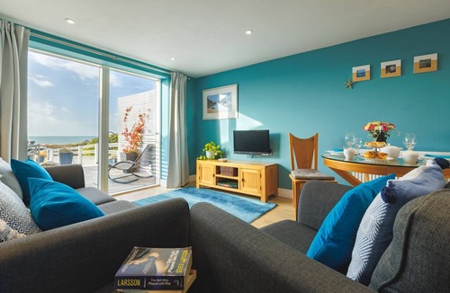 Broad Haven House | Beach View - "cracking sea views"