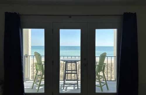 North Topsail Beach Condo | "Beachaholic" 2 bed/2 bath condo in Villa Capriani