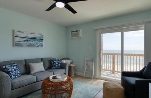 Sneads Ferry Apartment | Beachfront, Newly Renovated at Aqua Vista