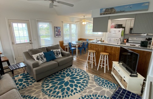 Nags Head House | Beachy Keen: Fun In The Sun! HotTub, Renovated Bathrooms and Kitchen in 2021!