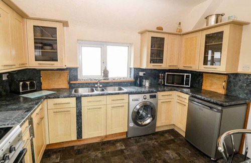 Cemaes Bay Cottage | Beacon Cottage, Cemaes Bay