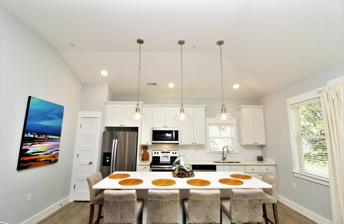 Whalehead Beach Apartment | Beacon Quarters by KEES Vacations