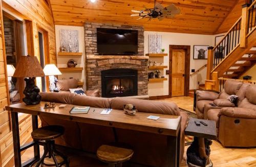 Boomer House | Bear Paw Lodge - North Carolina