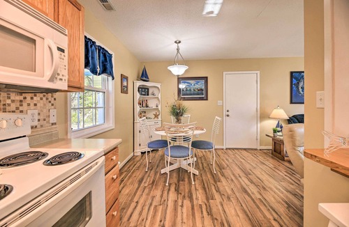 Morehead City House | Beaufort Pad w/Patio: 3 Blocks to Waterfront!