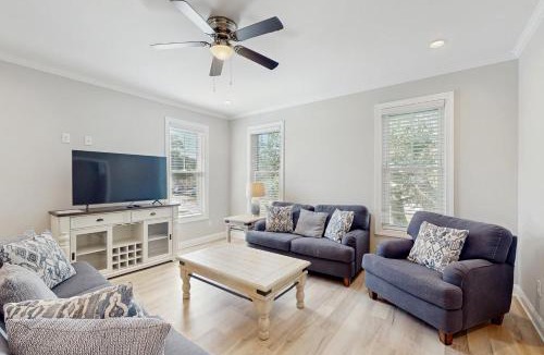 Morehead City House | Beaufort Villas - A&B Duplex