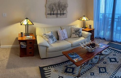 Seven Devils Condo | Beautiful 2B Condo Overlooking Sugar Mountain