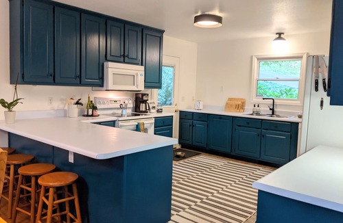 Robbinsville House | Beautiful 3-bedroom Lake Front Home on Lake Santeetlah