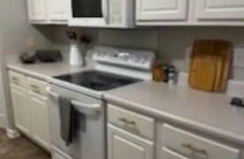 East Fayetteville House | Beautiful and relaxing cottage!
