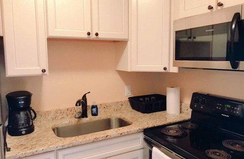 Greensboro Apartment | Beautiful apartment perfect for long term stays!