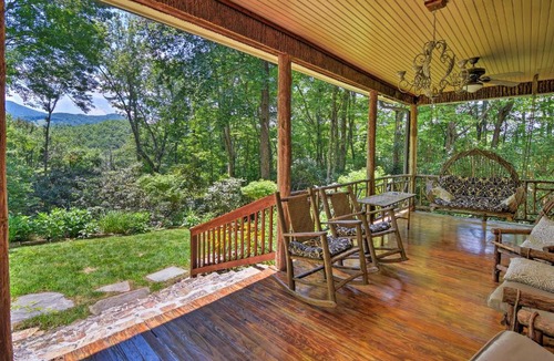 Banner Elk House | Beautiful Banner Elk Home with Mountain Views, Decks