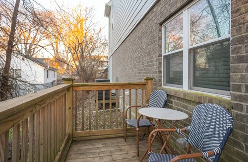 Woodbine House | Beautiful Basement Home Downtown Nashville area
