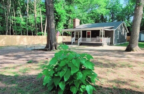 Cape Fear Cottage | Beautiful Cottage! 2.5m from I-95,13m to FtBragg