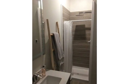 Warrenton Apartment | Beautiful Dog Friendly Tiny Home!