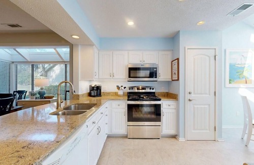 Palmetto Dunes Villa | Beautiful Golf Course Views From Your Private Deck!