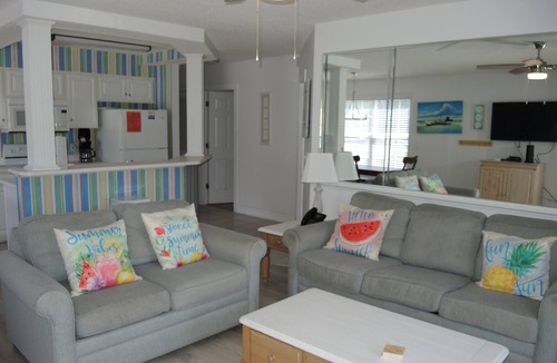 Calabash Villa | Beautiful Ground Floor Two Bedroom Condo just steps from the Pool!