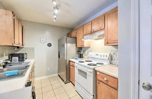 Havelock House | Beautiful Home 2 mins from MCAS Cherry Point and only 15 miles from the beach!