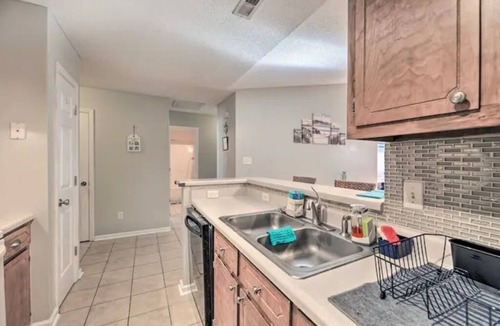 Havelock House | Beautiful Home 2 mins from MCAS Cherry Point and only 15 miles from the beach!