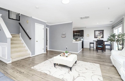 Steele Creek House | Beautiful home near Lake