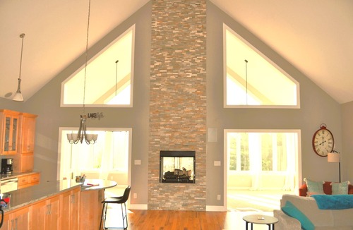 Granite Falls House | Beautiful Lake House with Mountain View