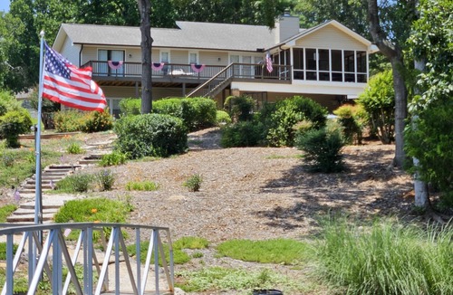 Seneca House | Beautiful lakefront home in quiet cove, minutes from Clemson University.