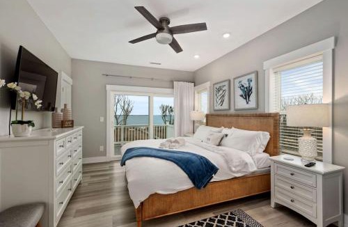 Corolla House | Beautiful Modern Beach House for Large Family Vacations with Incredible Views for an Unforgettable Coastal Getaway in Corolla, North Carolina