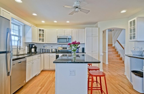 Ocean Isle Beach House | BEAUTIFUL OCEAN ISLE BEACH 7 BEDROOM CANAL HOME