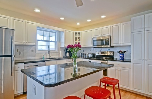 Ocean Isle Beach House | BEAUTIFUL OCEAN ISLE BEACH 7 BEDROOM CANAL HOME