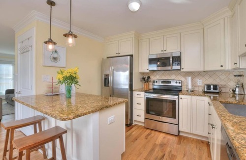 Long Beach House | Beautiful, Ocean front 4 Bdrm/2 Bath Home-Sleeps 12