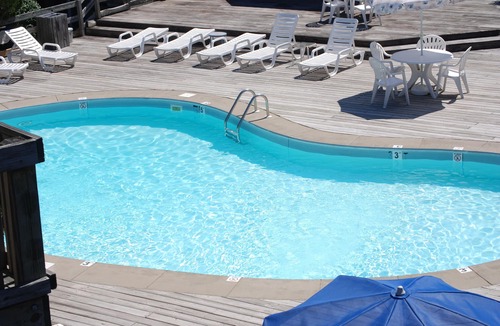 Ocean Sands Condo | Beautiful Oceanside Property W/Pool in Great Beach Location!