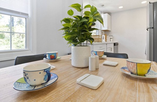 Westgate House | Beautiful Private Home and Patio