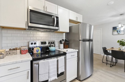 Westgate House | Beautiful Private Home and Patio