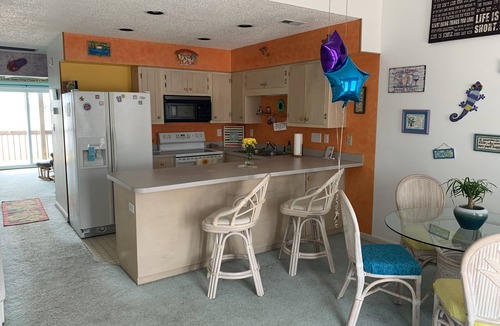 North Topsail Beach House | Beautiful relaxing place at the beach six houses from the beach and on the sound